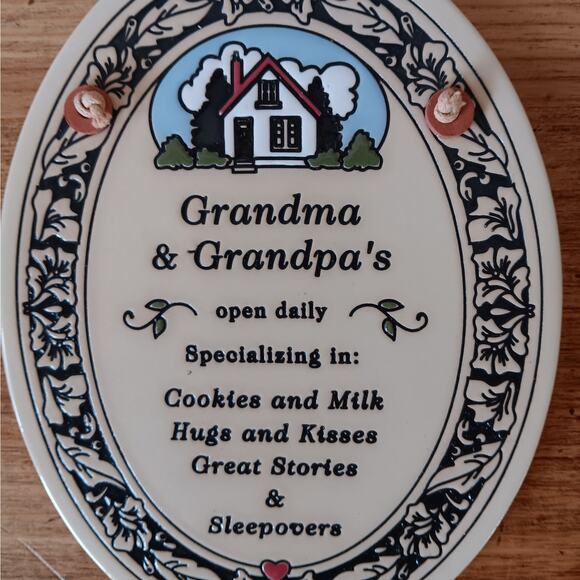 Trinity Pottery Grandma Grandpa Plaque - Picture 2 of 5